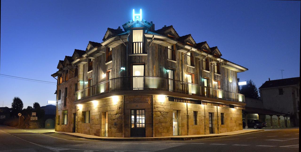 Hotel La Alfonsina Santibanez de Villacarriedo エクステリア 写真