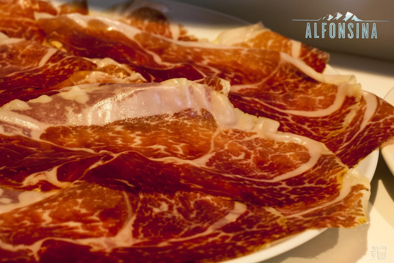 Hotel La Alfonsina Santibanez de Villacarriedo エクステリア 写真