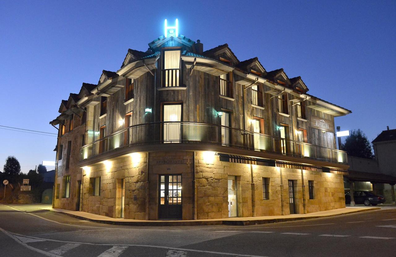 Hotel La Alfonsina Santibanez de Villacarriedo エクステリア 写真