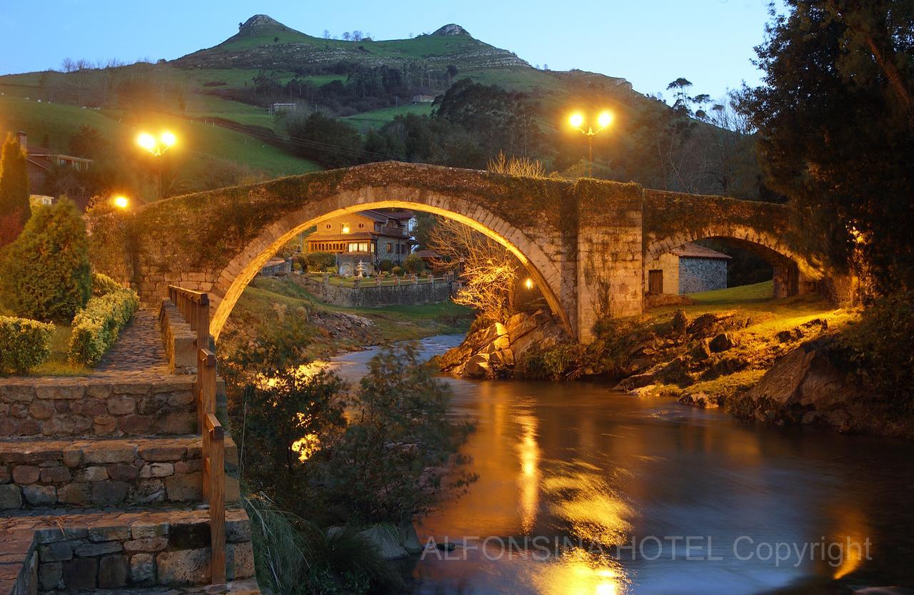Hotel La Alfonsina Santibanez de Villacarriedo エクステリア 写真